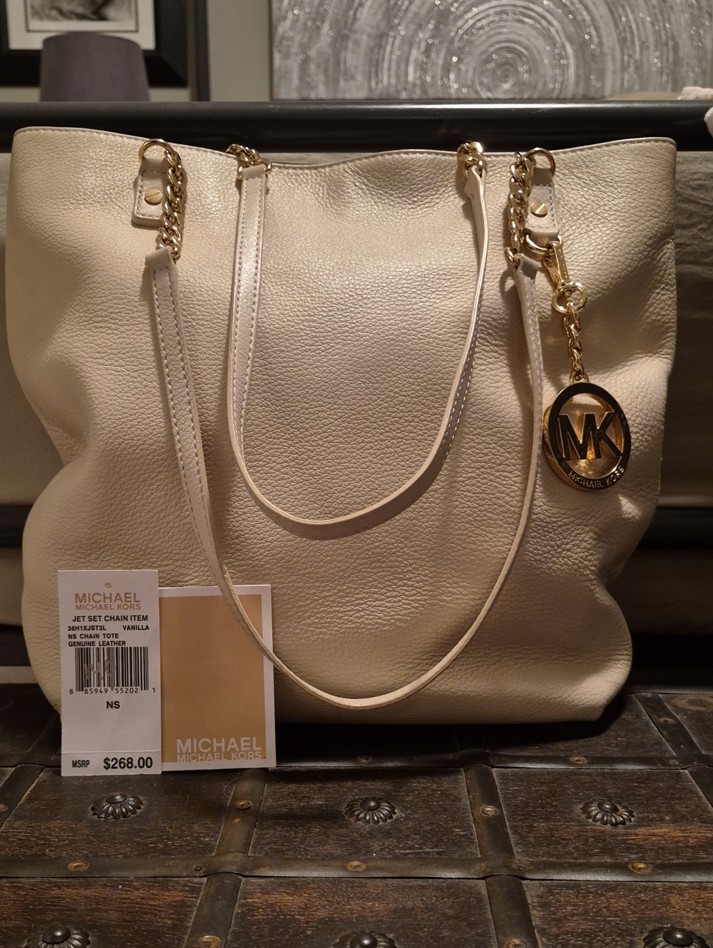 Michael Kors Vanilla Leather Tote Bag with Gold MK Charm Like New!